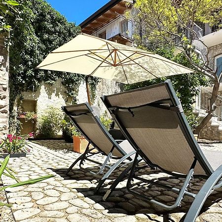 Borgo Dei Sogni Apartment San Felice del Benaco Exterior foto