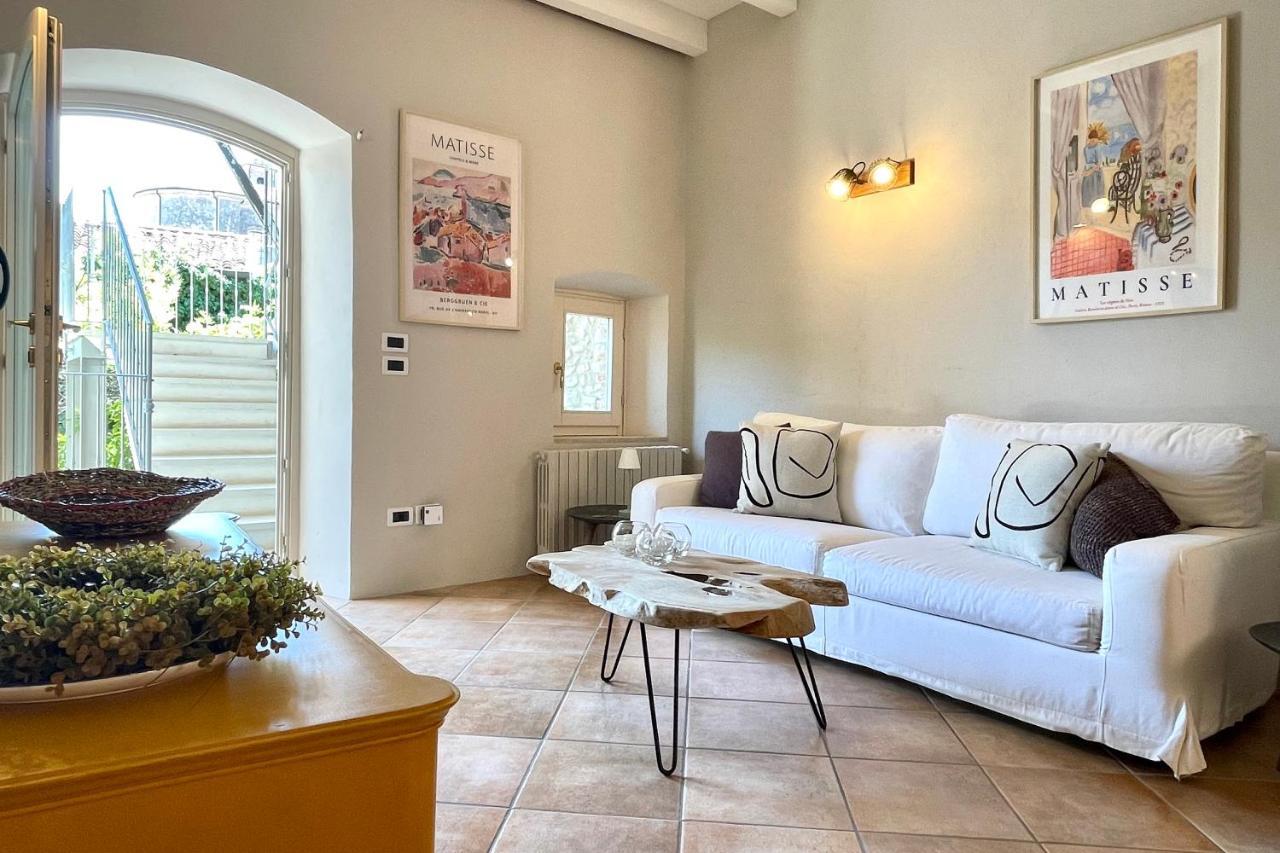 Borgo Dei Sogni Apartment San Felice del Benaco Exterior foto