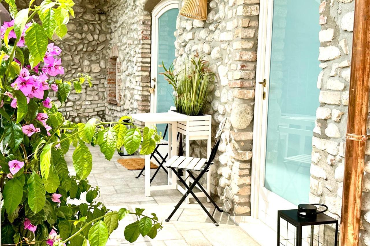 Borgo Dei Sogni Apartment San Felice del Benaco Exterior foto